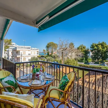 Apartment 2 Bedroom Spacious Apartment, Majorca