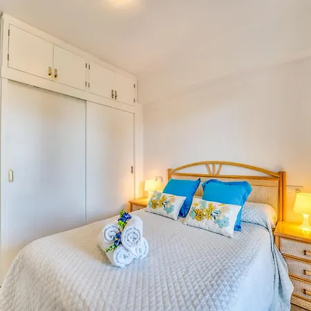 Apartment 2 Bedroom Spacious Apartment, Majorca *