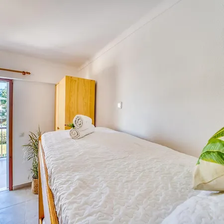 2 Bedroom Spacious Apartment, Majorca Apartment *